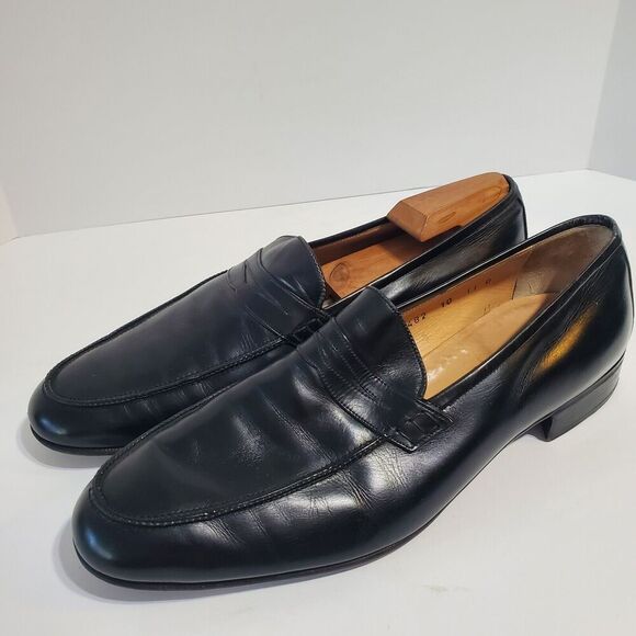 Salvatore Ferragamo Black Leather Loafers - Picture 1 of 11